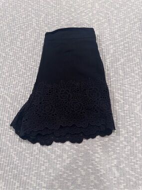 Sim & Sam Black Embroidered Eyelet Shorts Large Boho Scalloped Floral Lace Hem